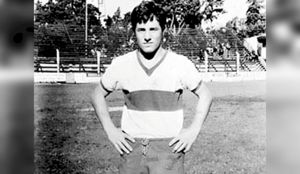 Luis Ciancio futbolista de Gimnasia y Esgrima La Plata desaparecido durante la dictadura en una cancha de fútbol