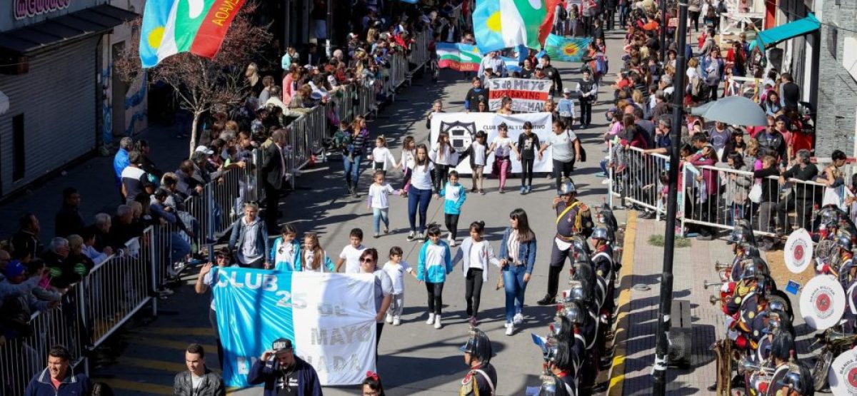 06-05-2019-Desfile-Aniversario-218-Gus-261-1536x1024