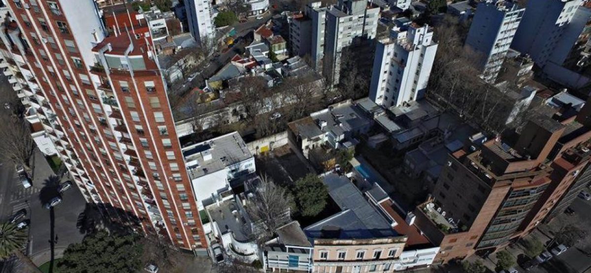 20251030132229_curuchet-area