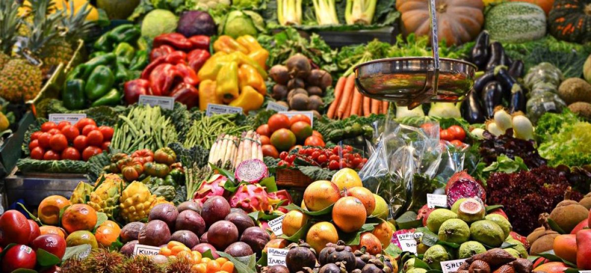 5-mercados-agricultores-imprescindibles-en-Nueva-York-frutas-verduras-en-mercado-agricultores