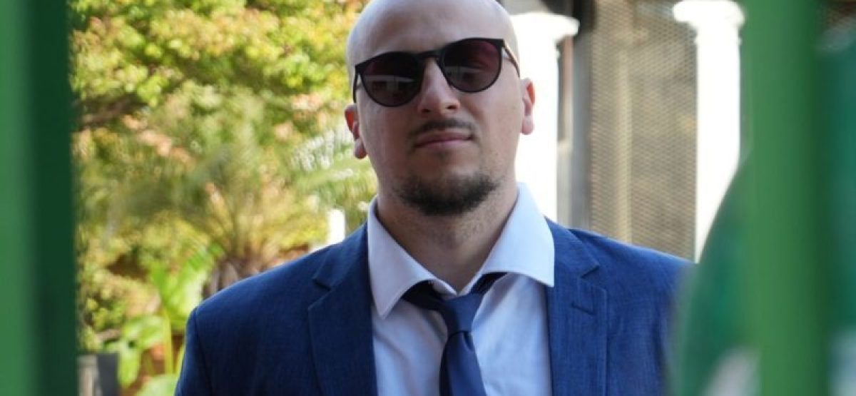 C778E8D1-D11E-419E-820C-959A88A152BF