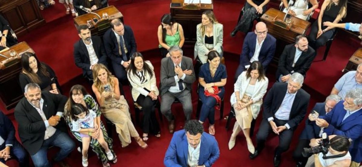 af069956-fd1b-47c2-93d1-693a084a9694